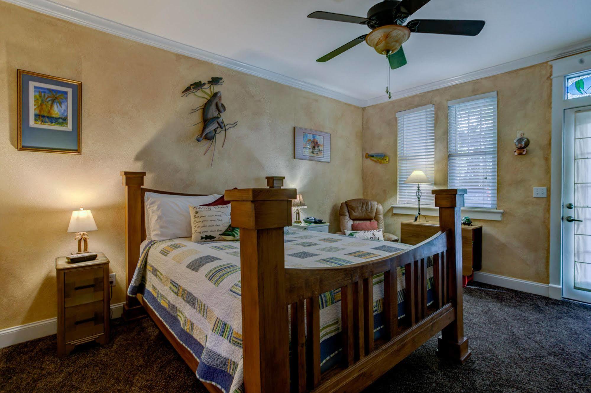 Anchor Inn Nsb Bed And Breakfast New Smyrna Beach Esterno foto